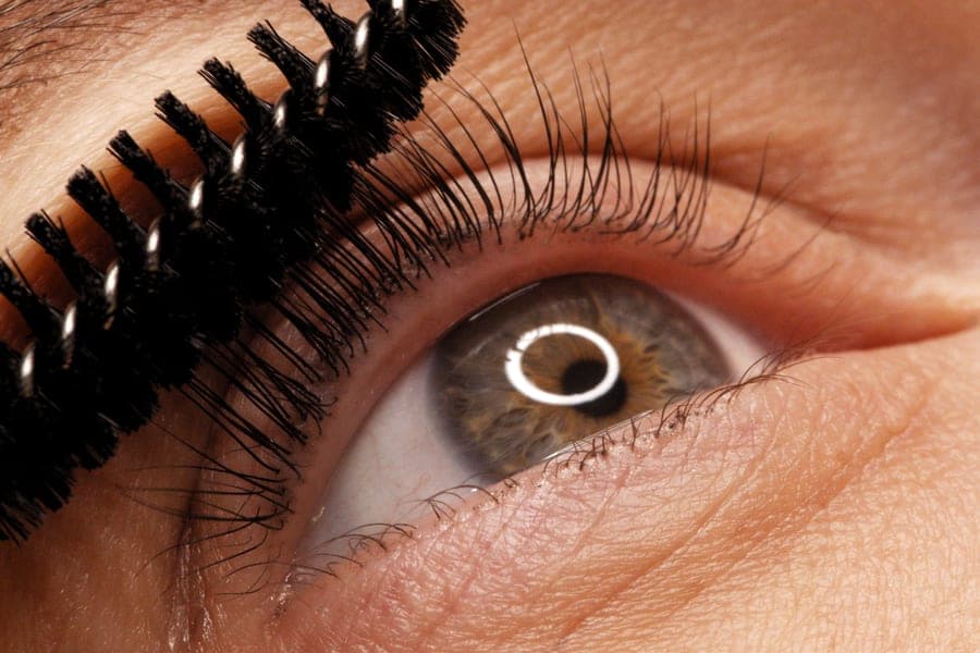 Lifting de pestañas y laminado de cejas en Aura Estética Avanzada, Rivas-Vaciamadrid